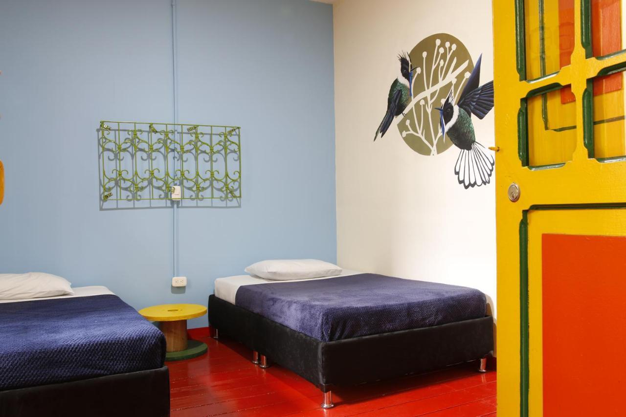 Golden Frog Manizales Hostel Kültér fotó