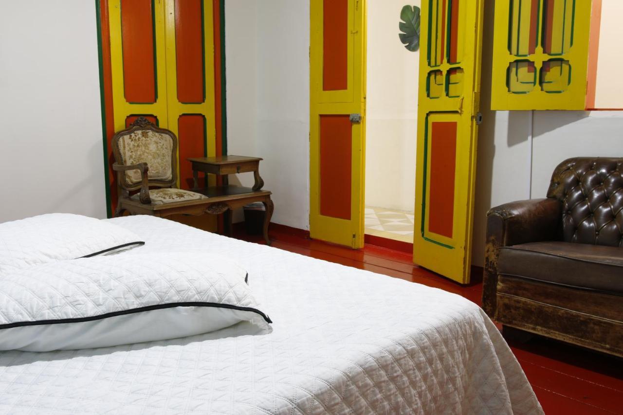 Golden Frog Manizales Hostel Kültér fotó