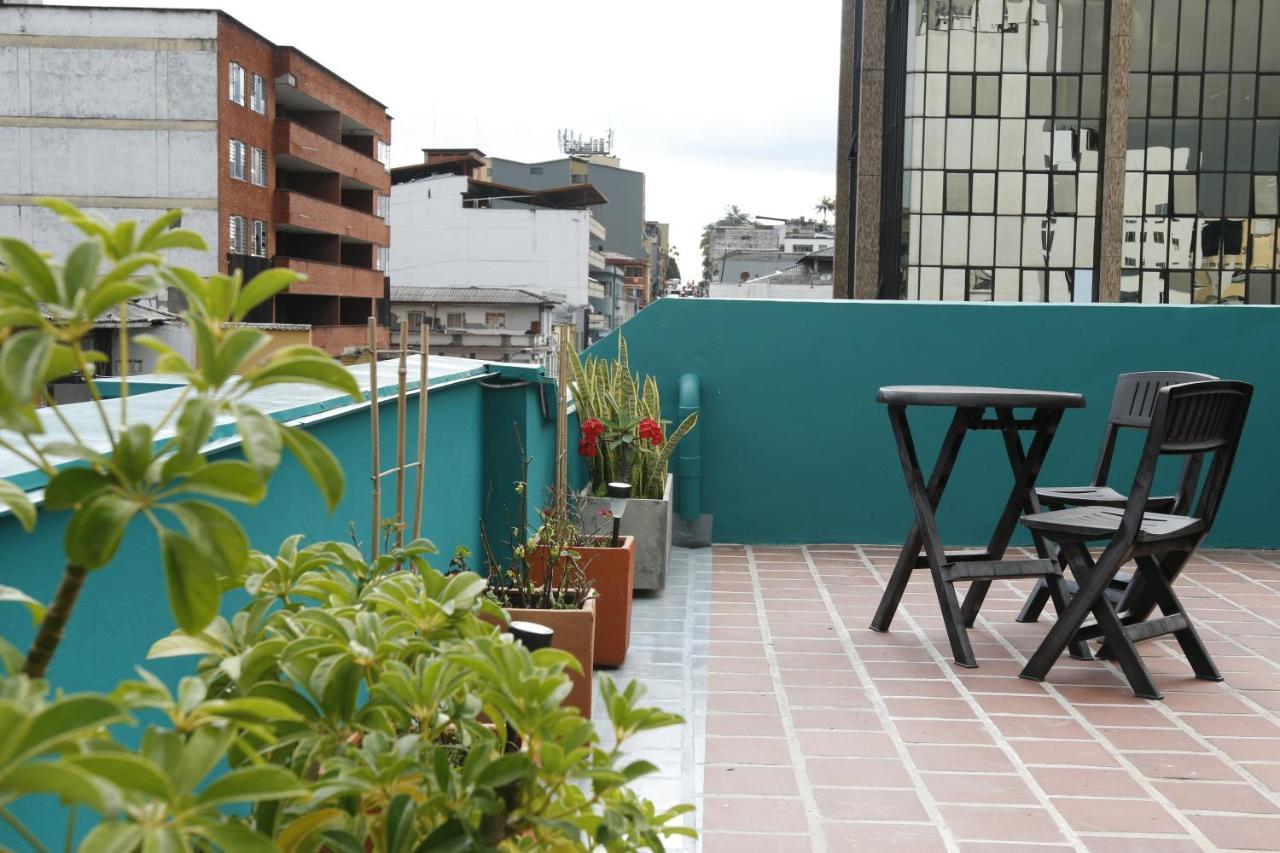 Golden Frog Manizales Hostel Kültér fotó